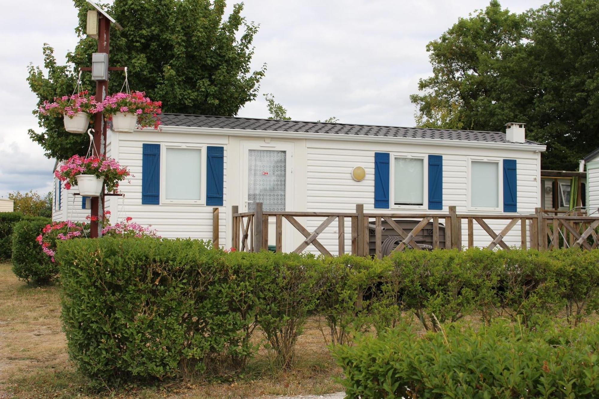 Camping Du Pontis Verteillac エクステリア 写真