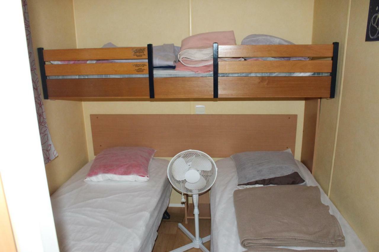 Camping Du Pontis Verteillac エクステリア 写真