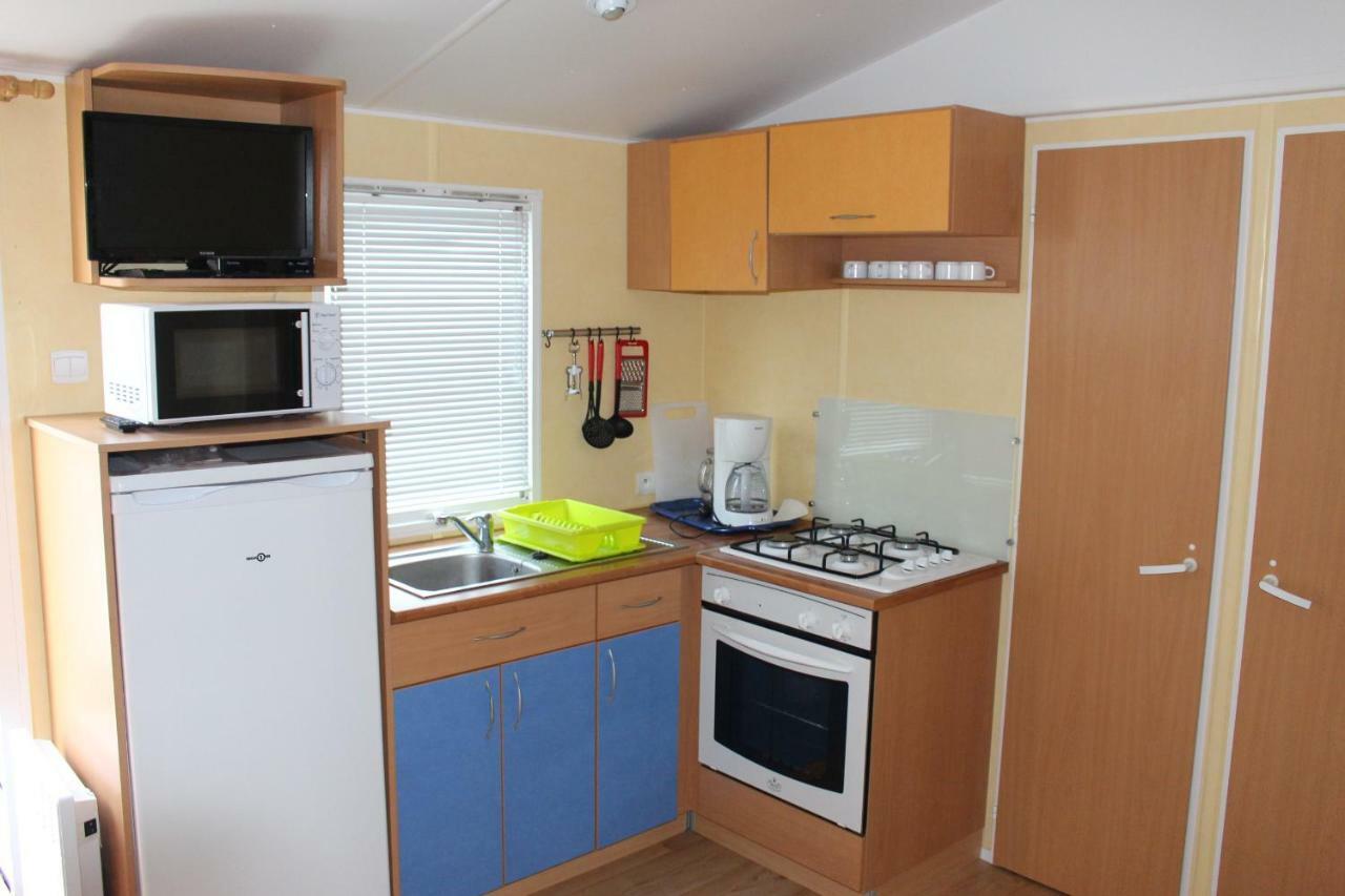 Camping Du Pontis Verteillac エクステリア 写真